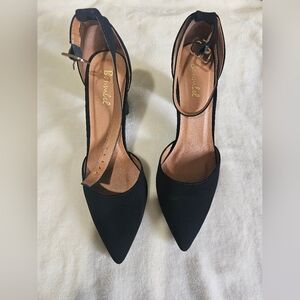 Bonnibel Women's Black Heels